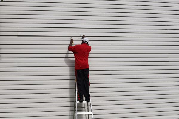 Cost of Siding Reattachment in Pottstown