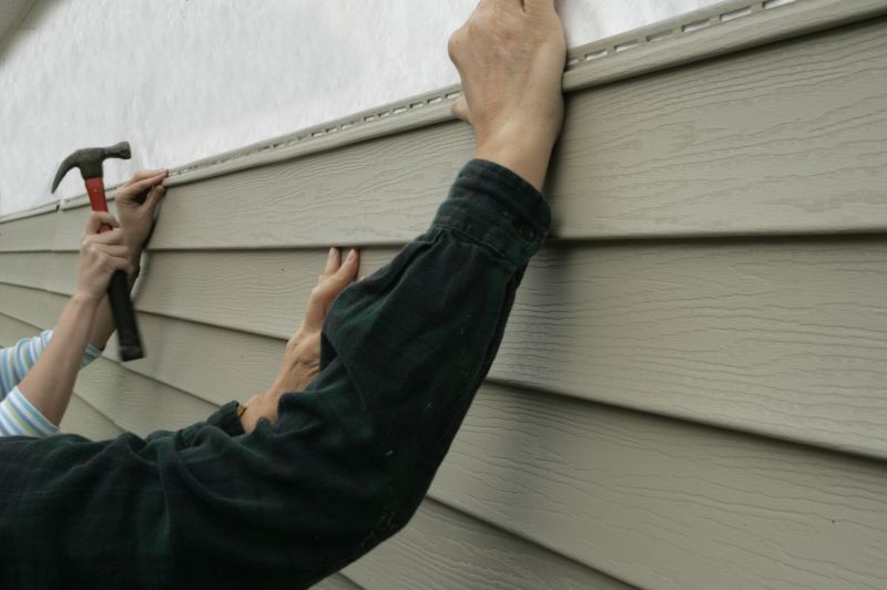 Summer Siding Service